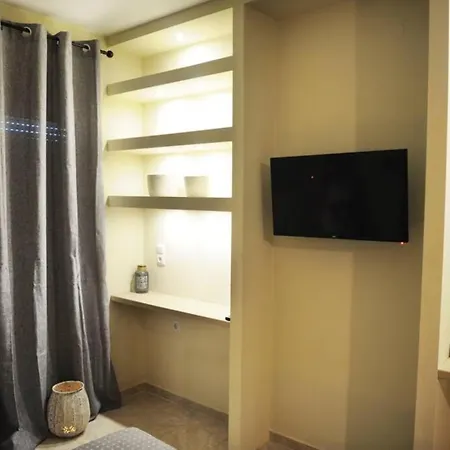 Georgia's Cozy #3 * Kavala