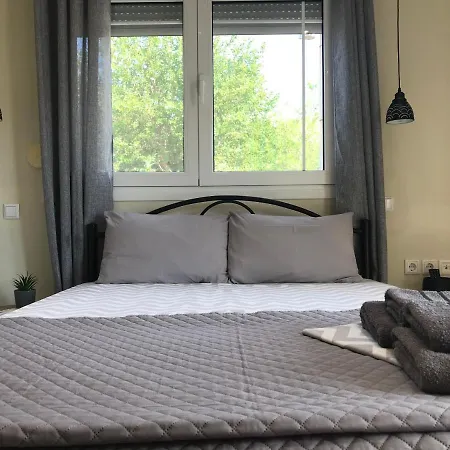 Georgia's Cozy #3 * Kavala